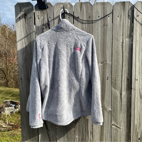 GUC The North Face Women’s L Gray Fur Jacket with Breast Cancer Ribbon (1 flaw) - Picture 14 of 15